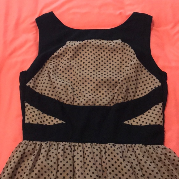 Enfocus studio dress. Extremely classy size 4 - Picture 2 of 4